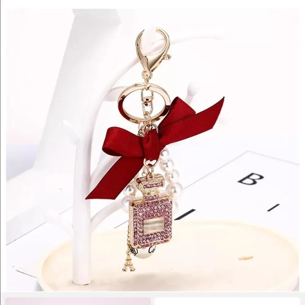 PEARL KEY RING‎